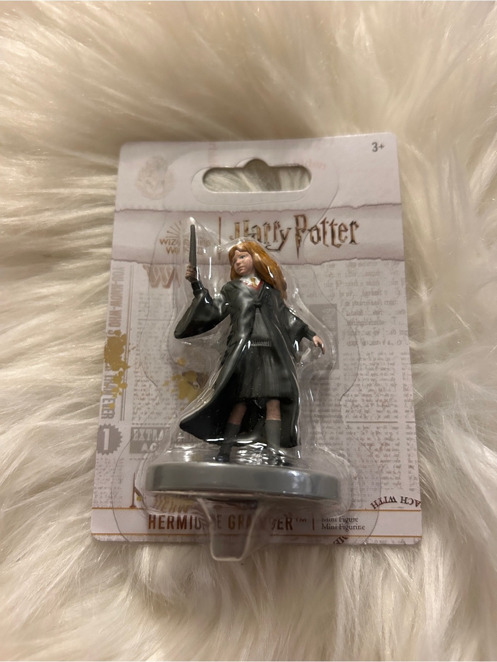 Amazon Harry Potter Collectible Figure - Black and Brown